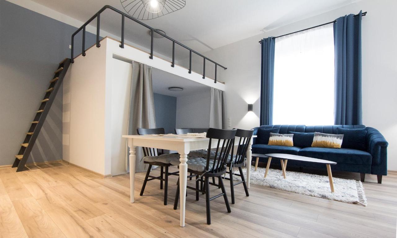 Panoramic Terrace, Family-Friendly, 1Min To Square Apartment กลีวิตเซ ภายนอก รูปภาพ